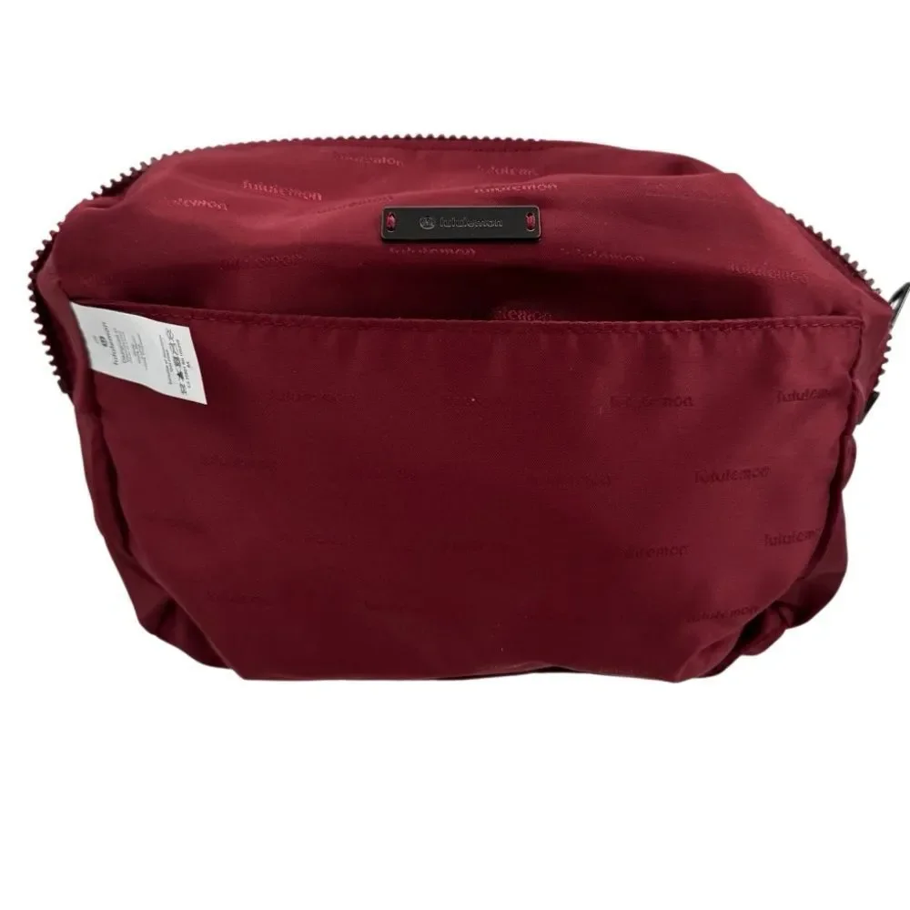 Lululemon All Your Small Things Pouch 4L Roman Red